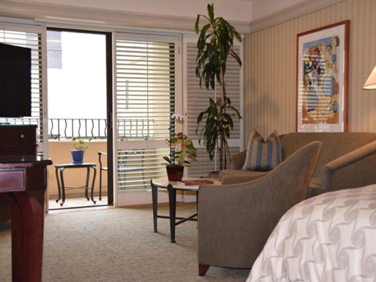 King Room with City View at Monterey Bay Inn