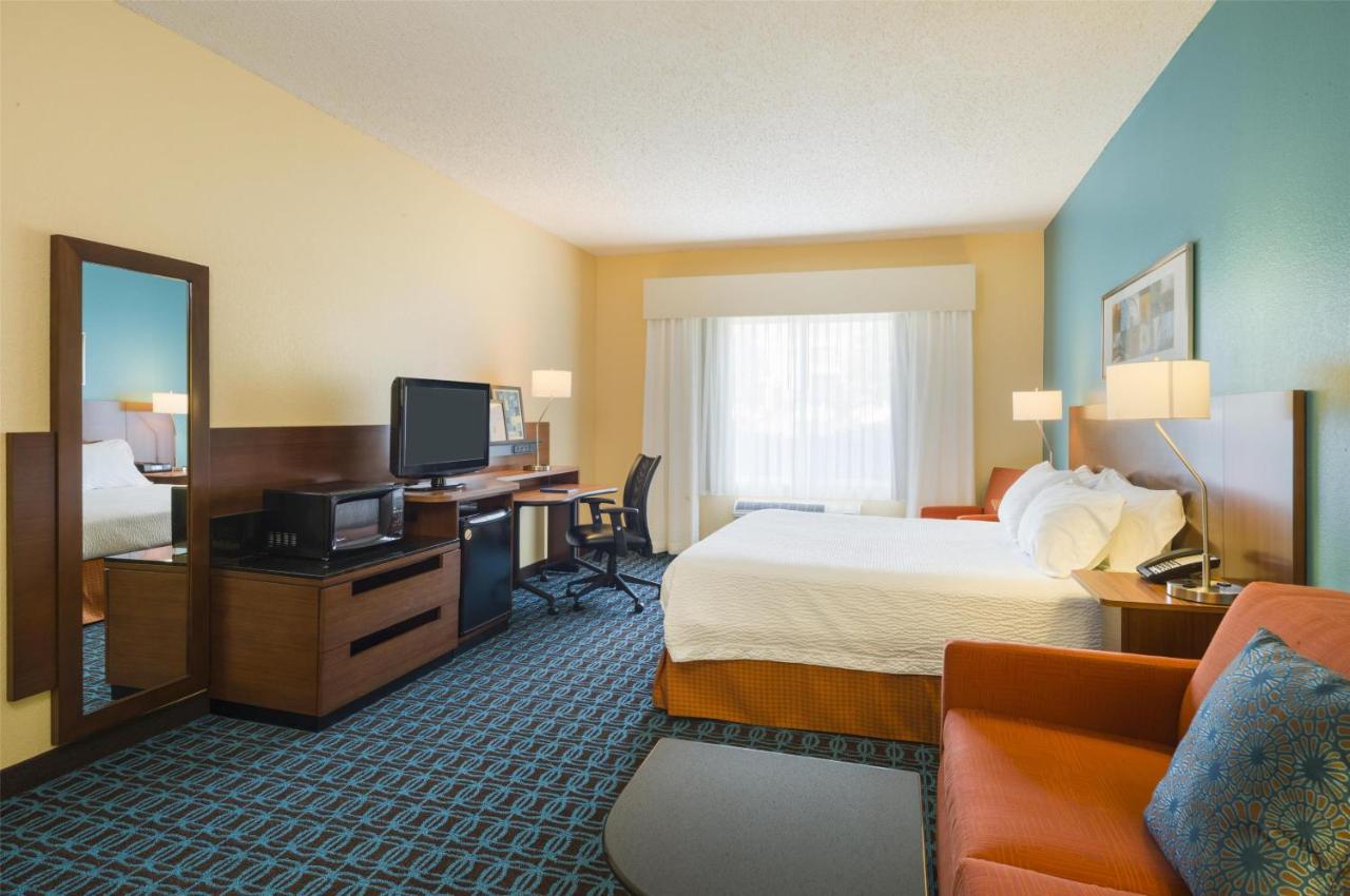 | Fairfield Inn by Marriott Allentown Bethlehem/Lehigh Airport