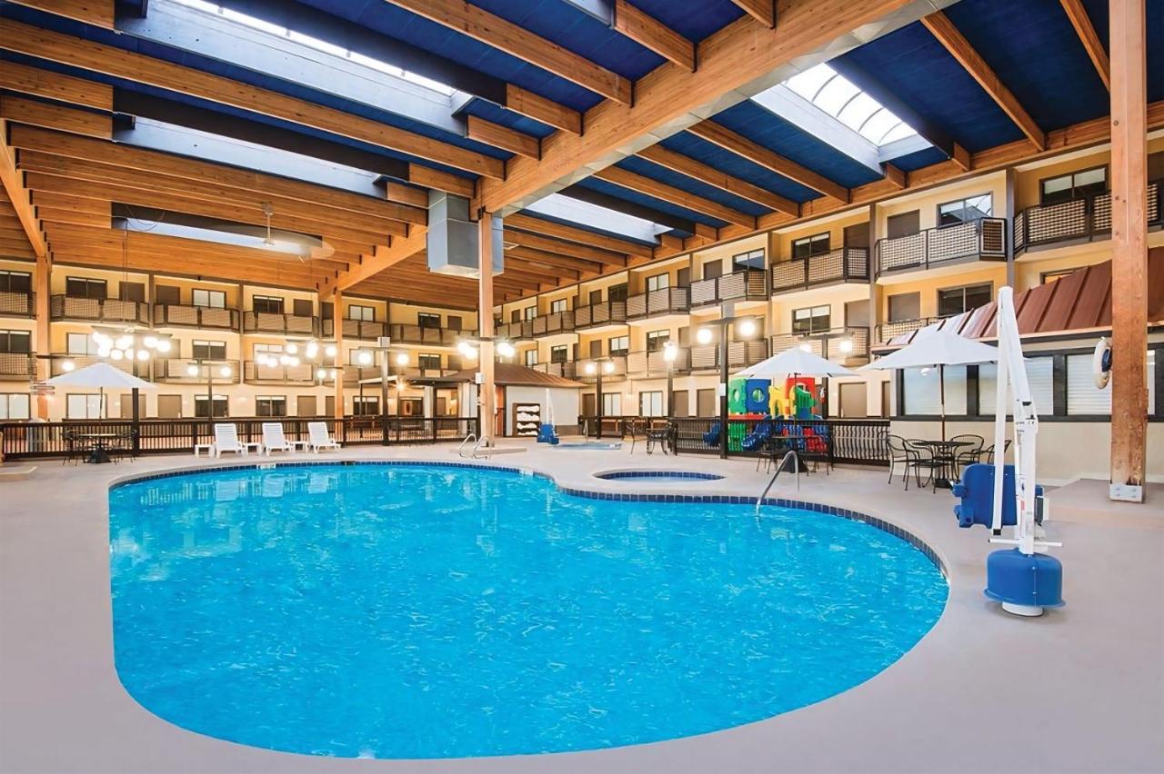 Ramada Plaza & Conference Center by Wyndham Gillette