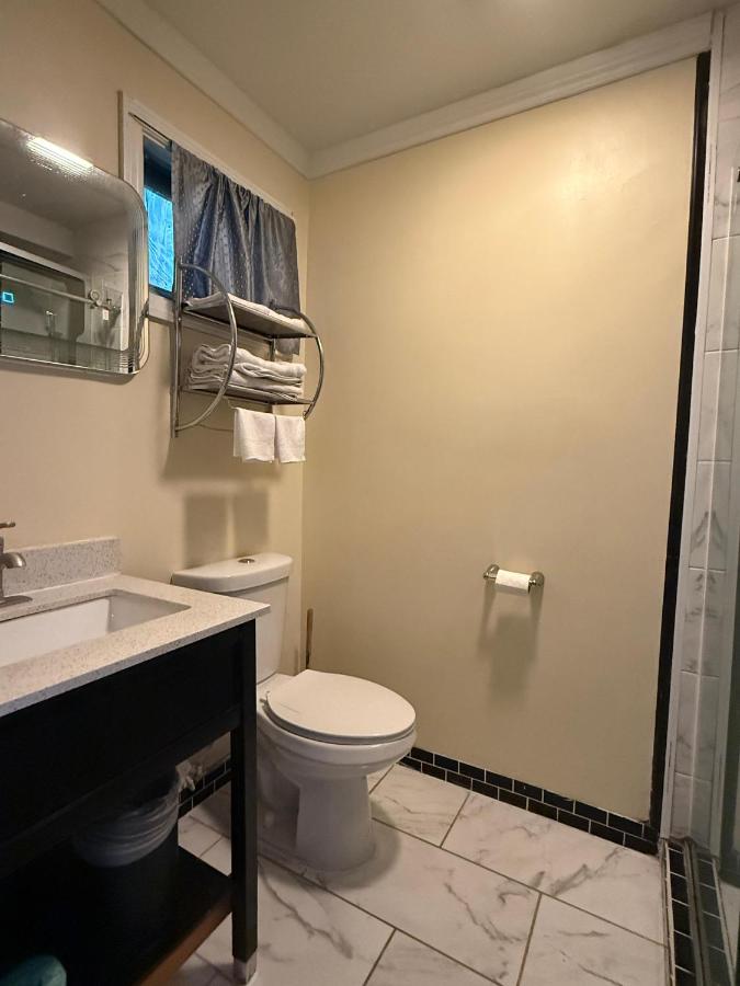 | Hamilton Inn Sturbridge