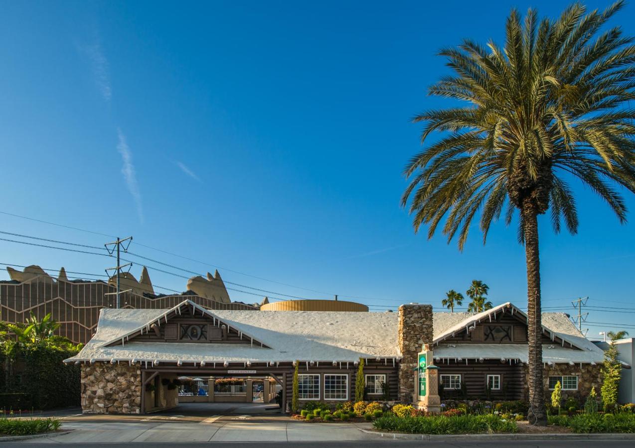 | Alpine Inn near Convention Center and the Park