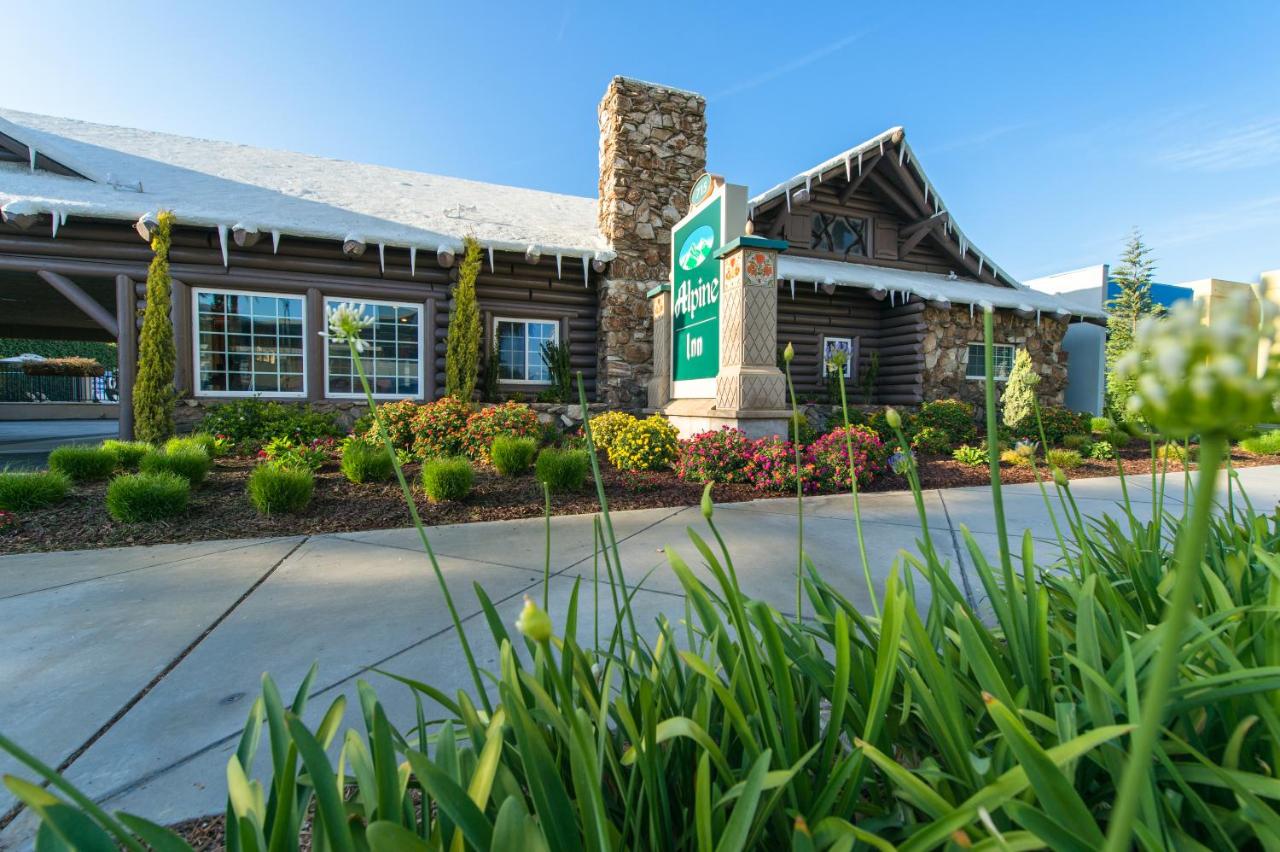 | Alpine Inn near Convention Center and the Park