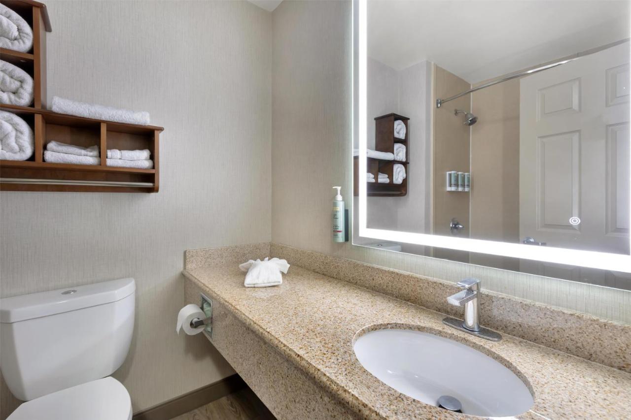  | Best Western Cooperstown Inn & Suites