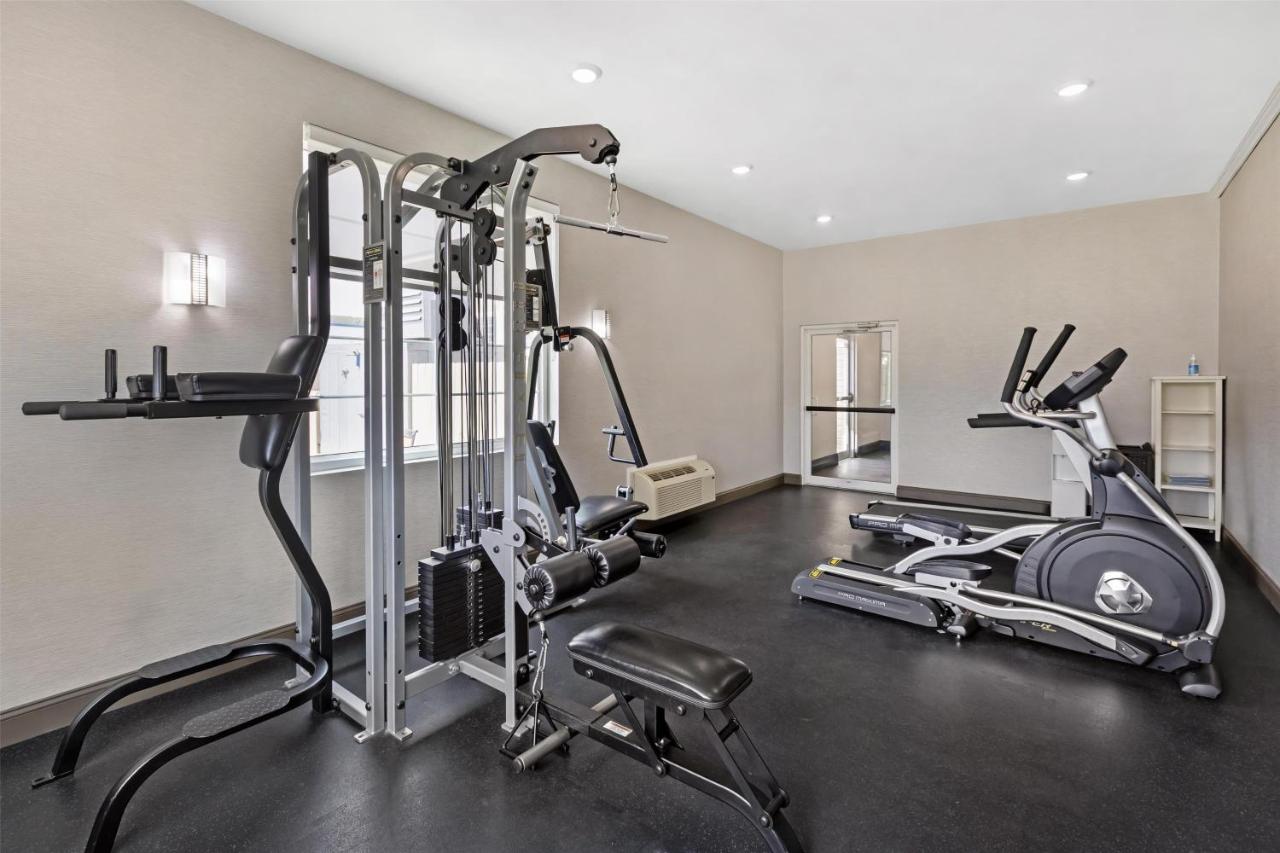  | Best Western Cooperstown Inn & Suites