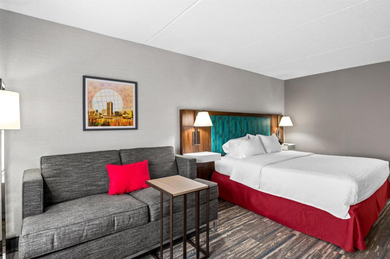 | Hampton Inn & Suites Richmond/Virginia Center