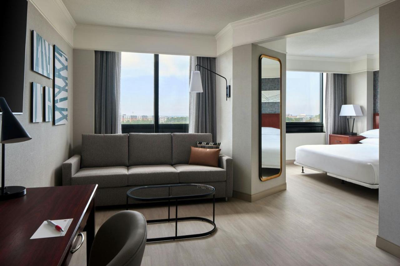 | Washington Dulles Marriott Suites