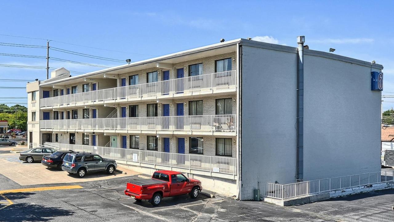 | Motel 6-Maple Shade Township, NJ - Philadelphia - Mt Laurel