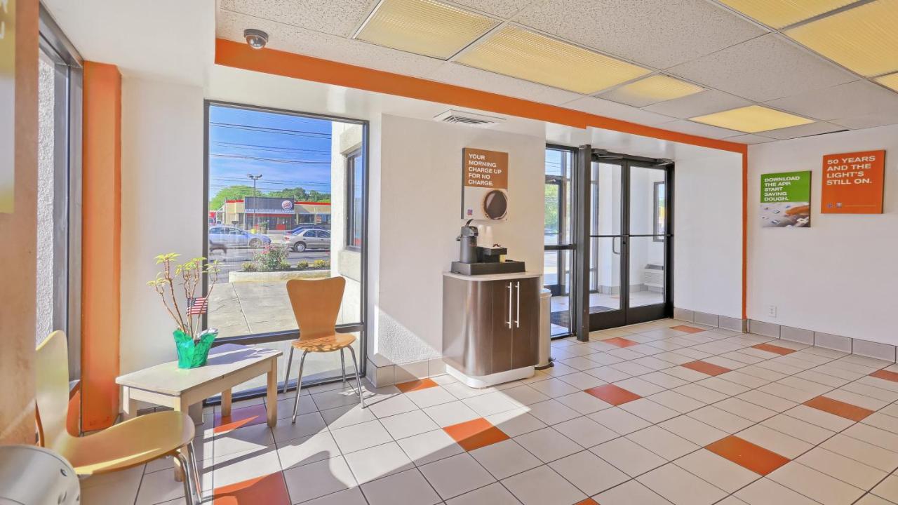 | Motel 6-Maple Shade Township, NJ - Philadelphia - Mt Laurel