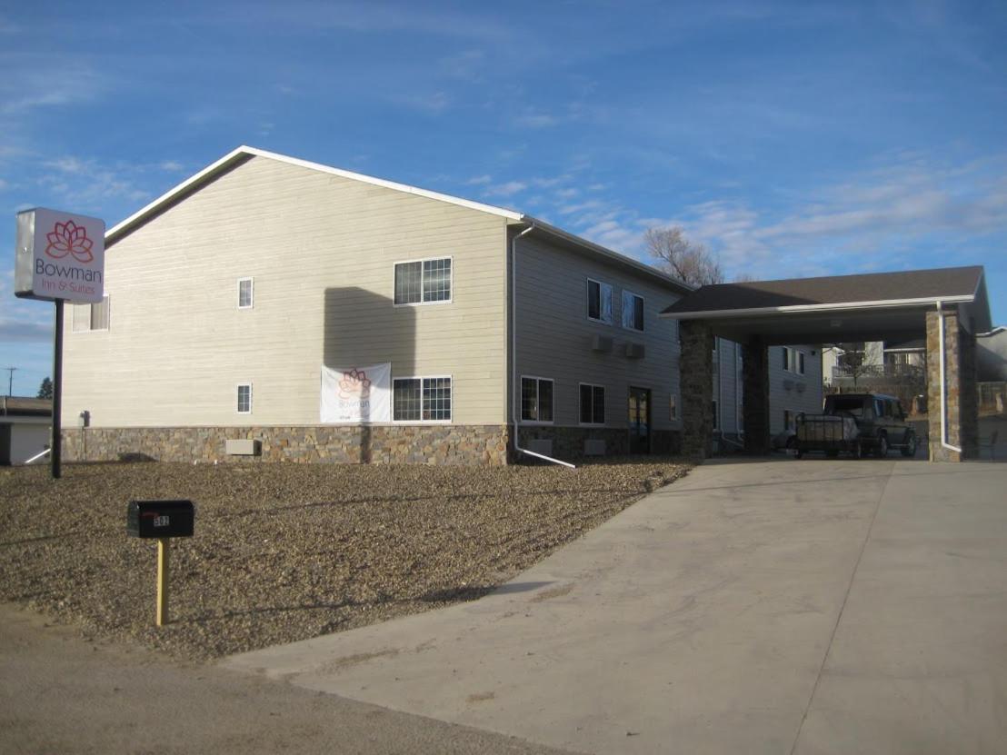 | Bowman Inn and Suites