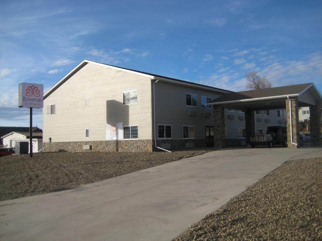 | Bowman Inn and Suites