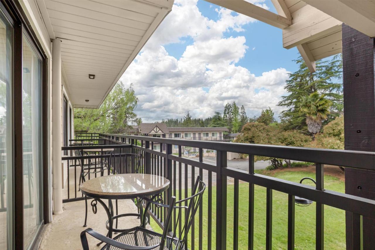 | Best Western Gold Country Inn
