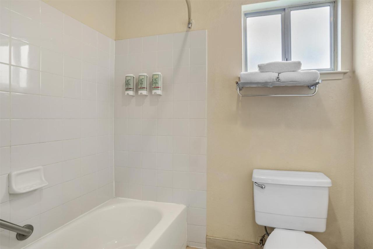 | Best Western Gold Country Inn