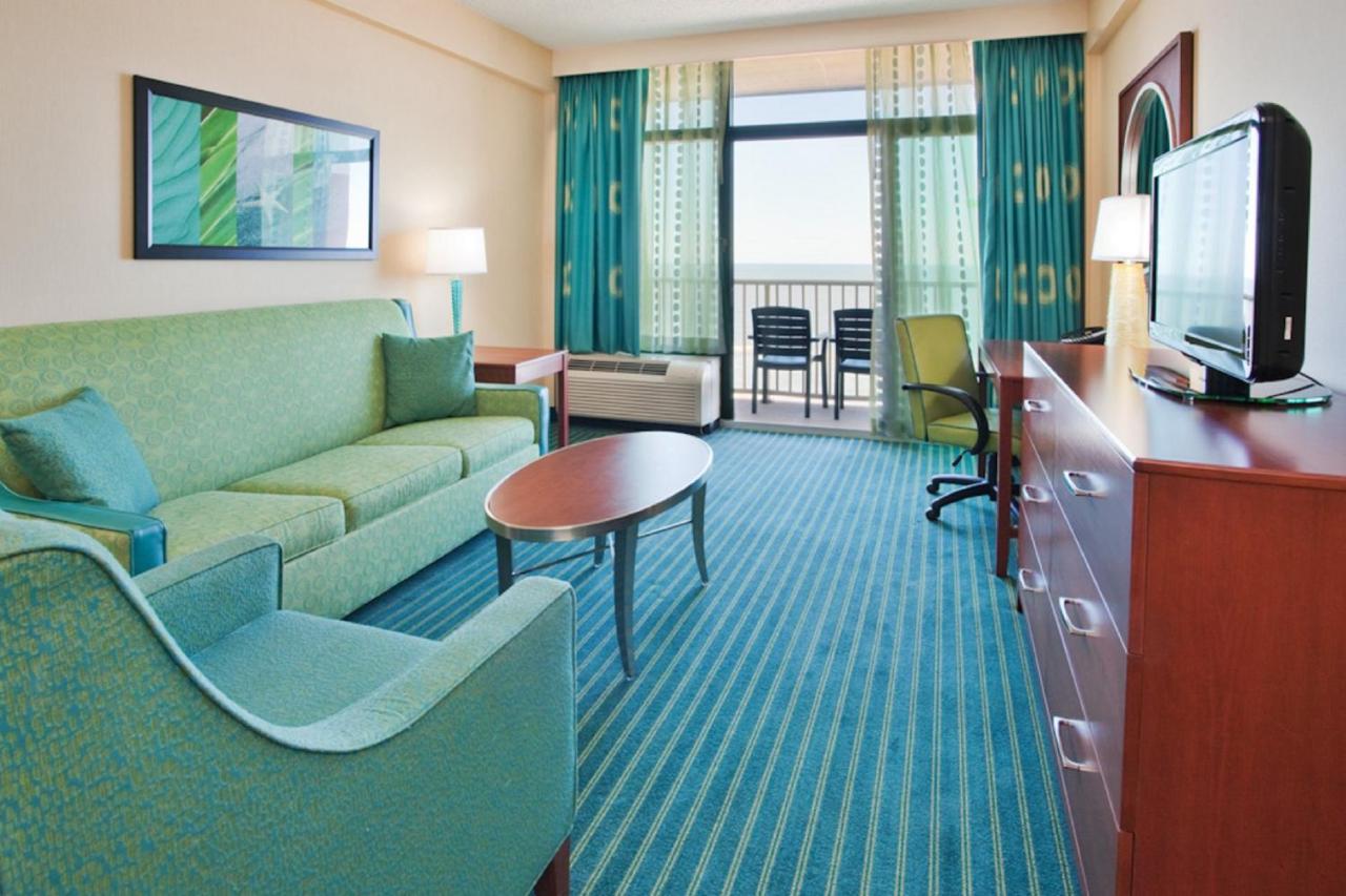 Deluxe Queen Suite - Non-Smoking at Holiday Inn & Suites Virginia Beach North Beach, an IHG Hotel