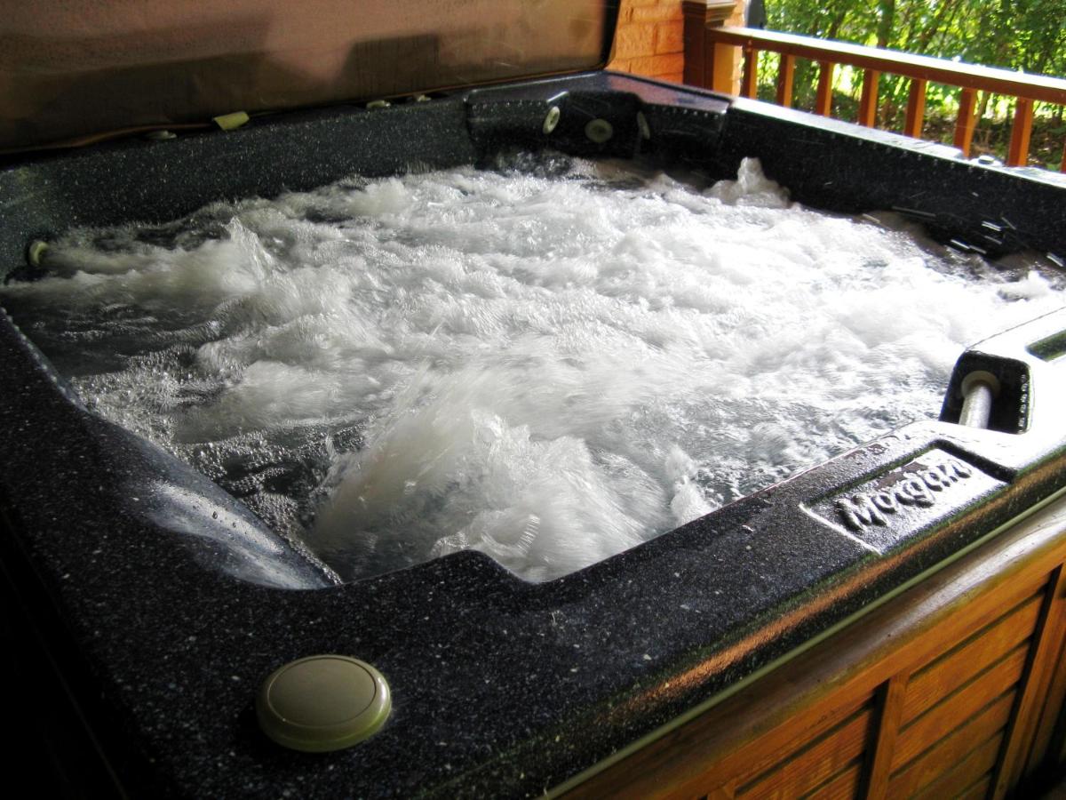 | Alla's Historical Bed and Breakfast, Spa and Cabana