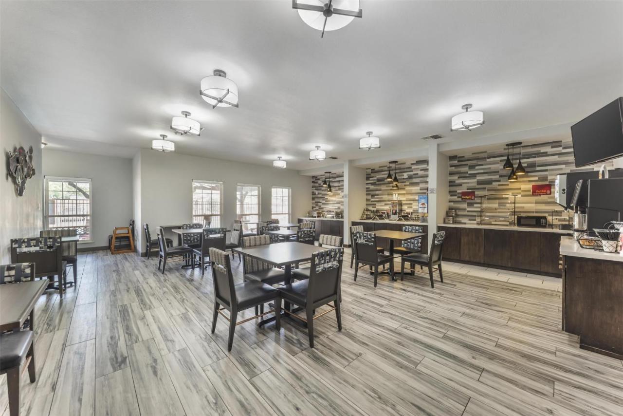  | Best Western Plus Fredericksburg