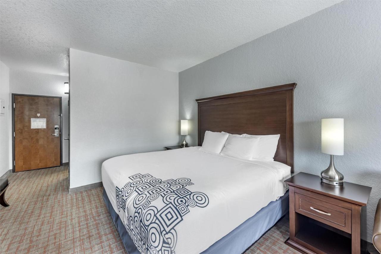  | Best Western Plus Fredericksburg