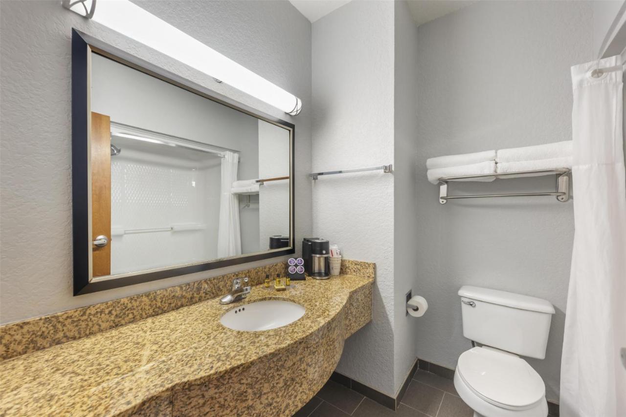  | Best Western Plus Fredericksburg