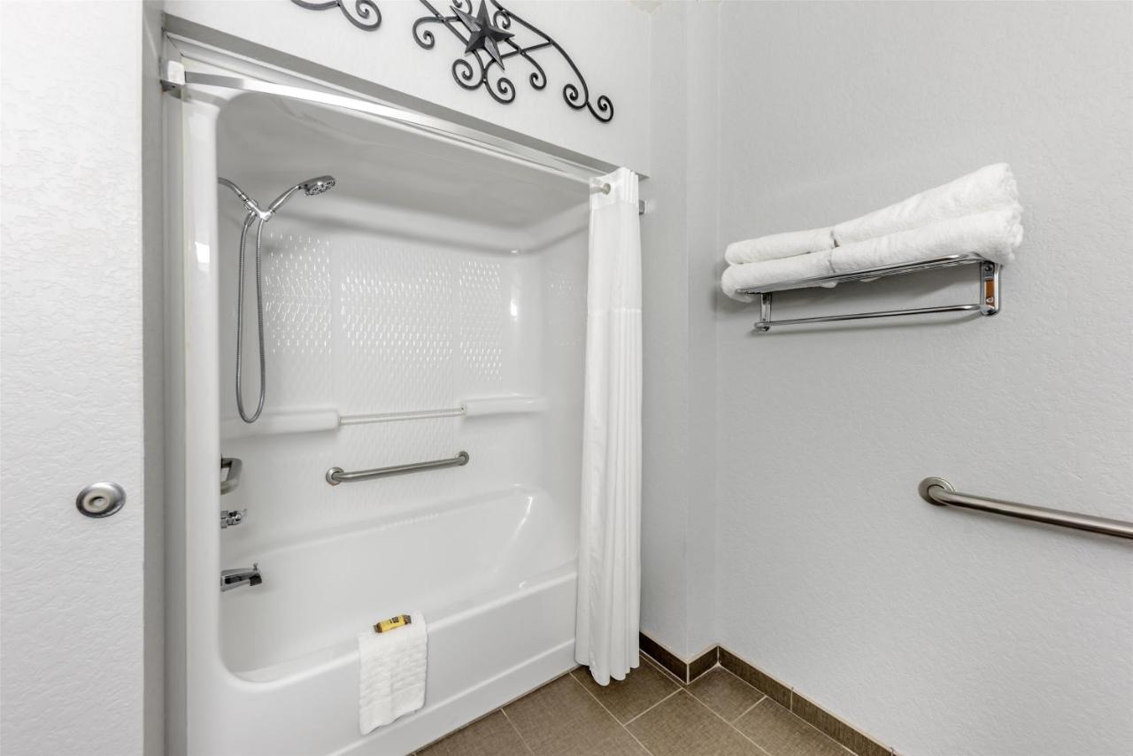  | Best Western Plus Fredericksburg