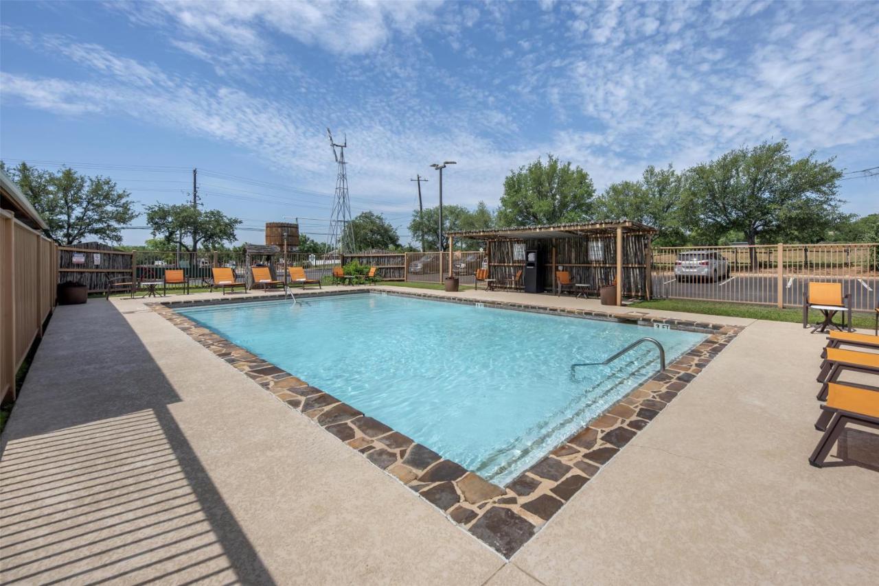  | Best Western Plus Fredericksburg