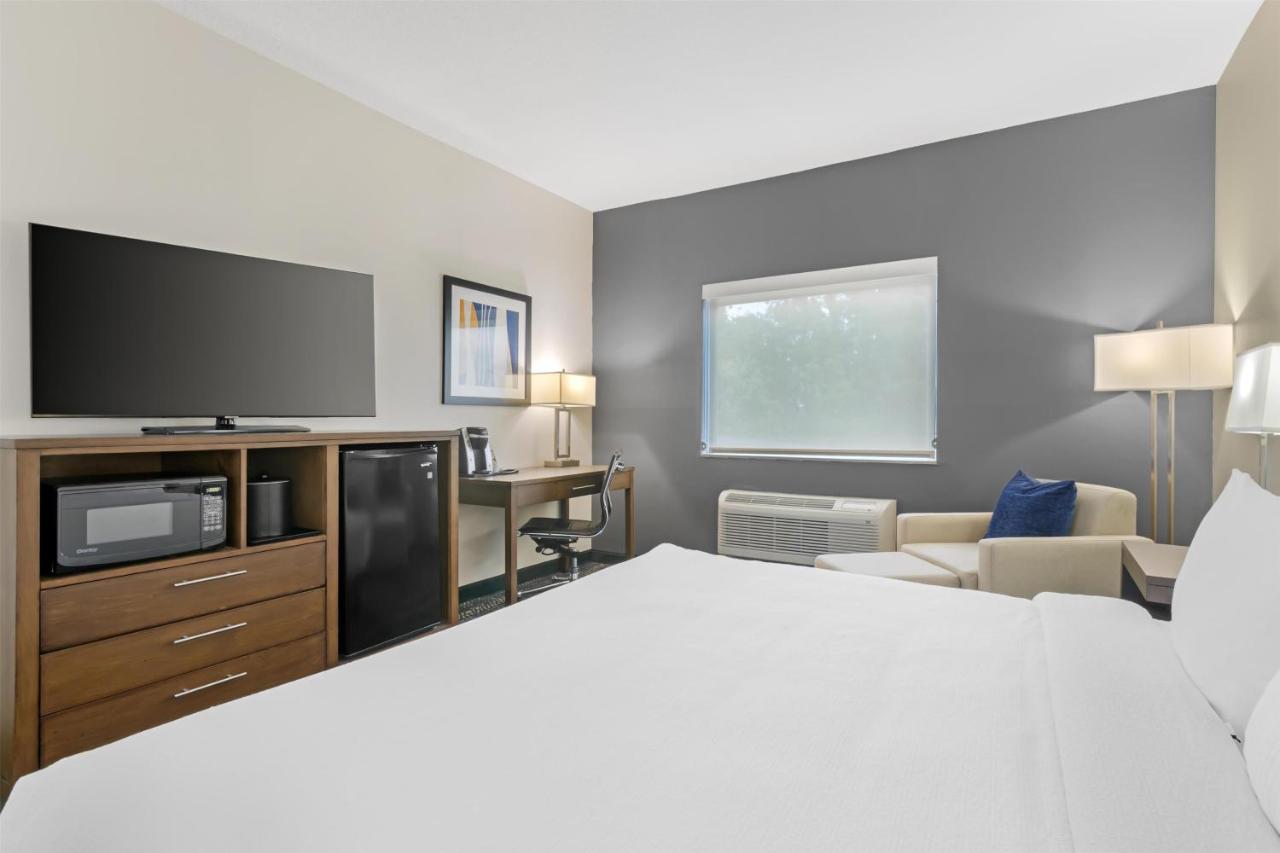 King Room - Disability Access - Non Smoking at Best Western Plus Washington Hotel