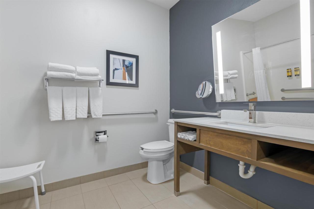 King Room - Disability Access - Non Smoking at Best Western Plus Washington Hotel