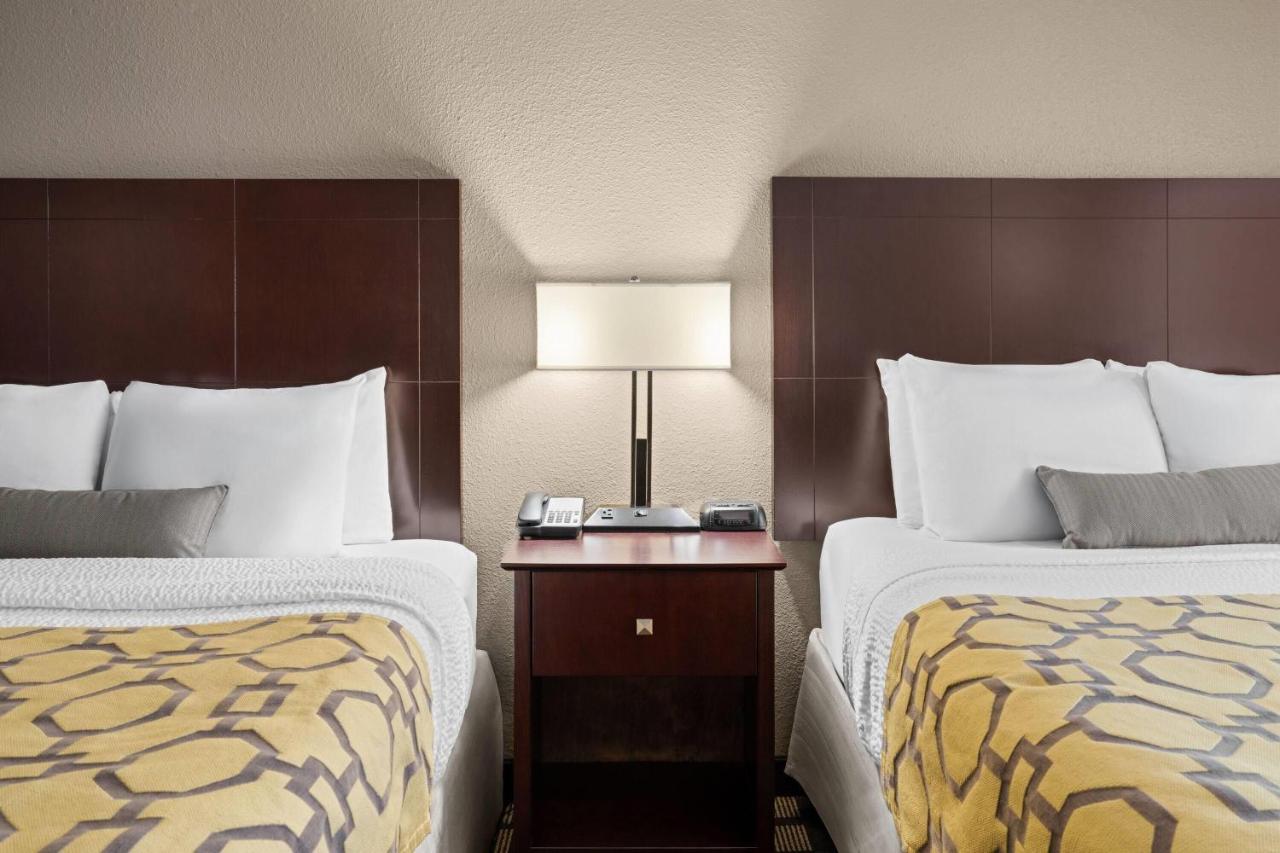 Queen Room with Two Queen Beds - Mobility Access/Non-Smoking at Baymont by Wyndham Jefferson City