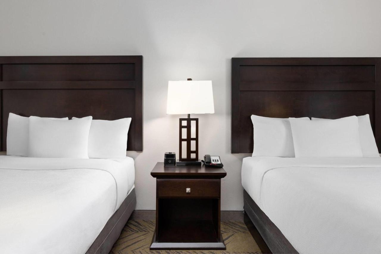 Room #46064108 at La Quinta Inn & Suites by Wyndham-Brookshire-West Katy