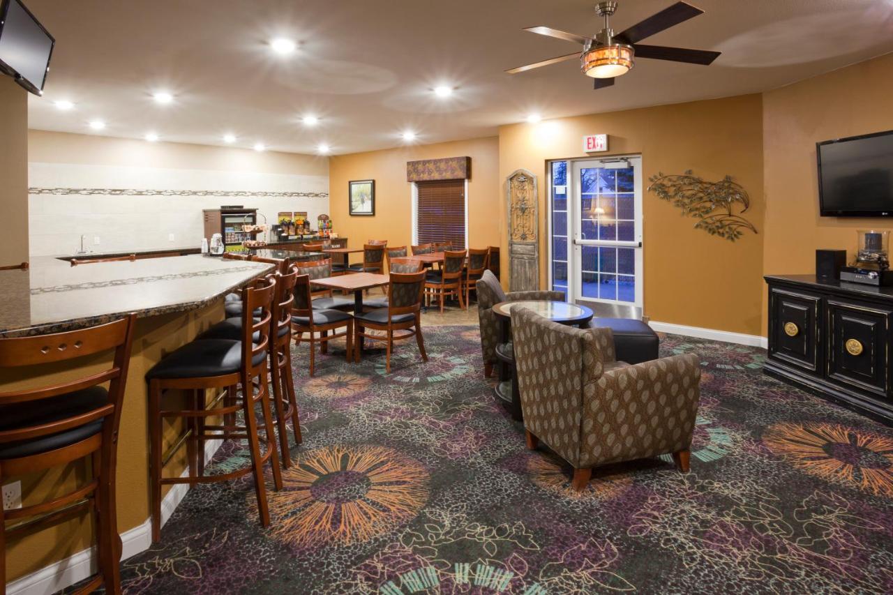 | GrandStay Residential Suites Hotel