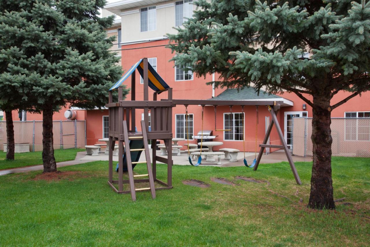 | GrandStay Residential Suites Hotel