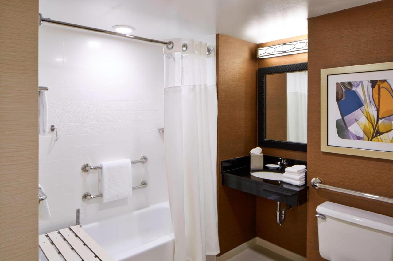  | Fairfield Inn by Marriott Rochester East