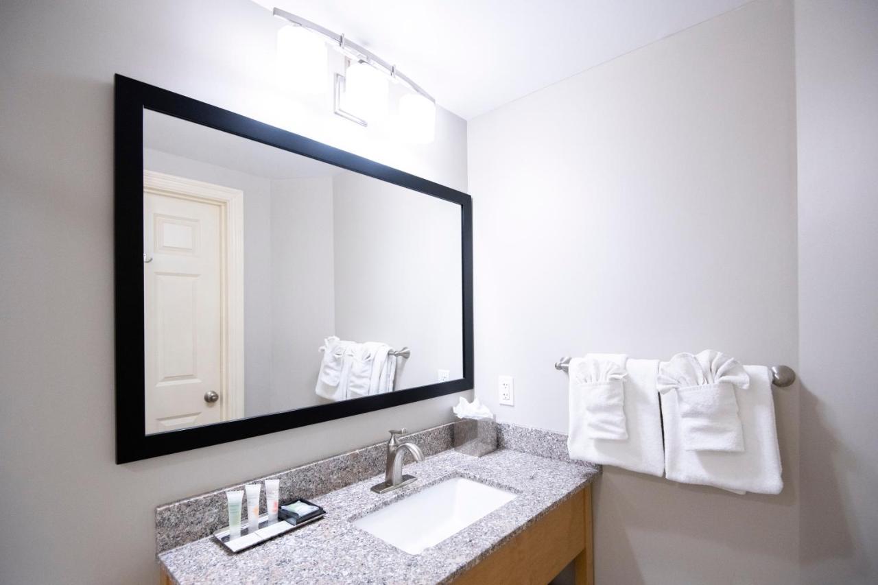 | Port Inn Bar Harbor, Ascend Hotel Collection