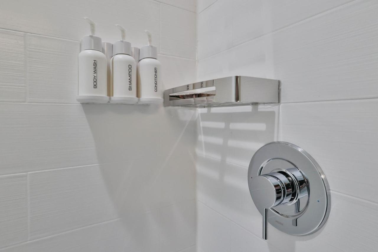 King Room - Non-Smoking at The Penn Stroud, Stroudsburg - Poconos, an Ascend Collection Hotel