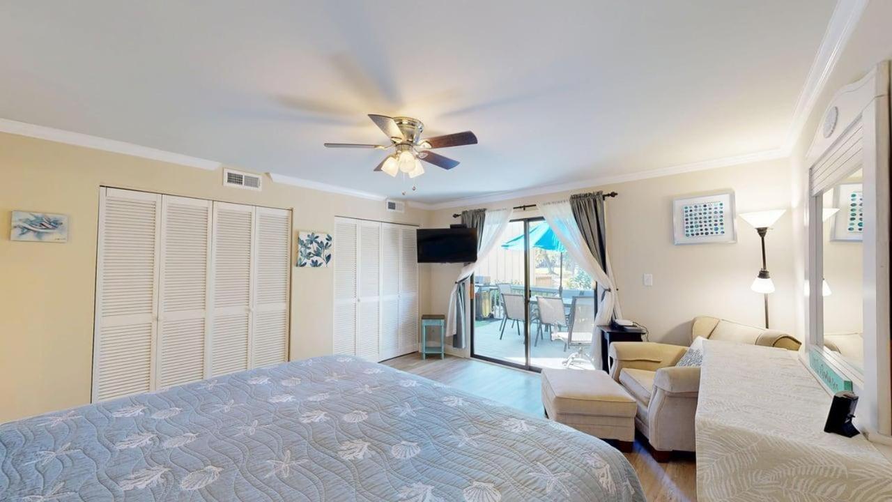  | 719 Queens Grant