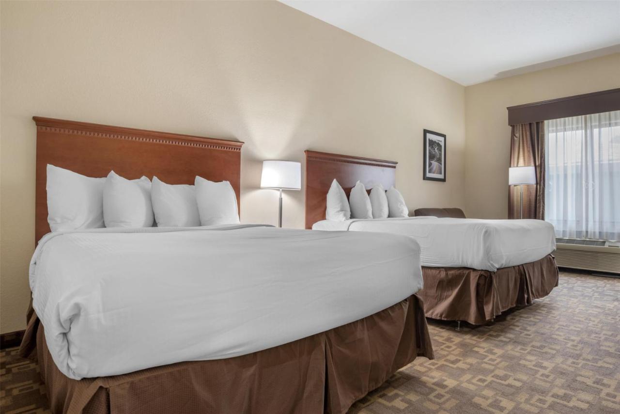 | Best Western Opp Inn