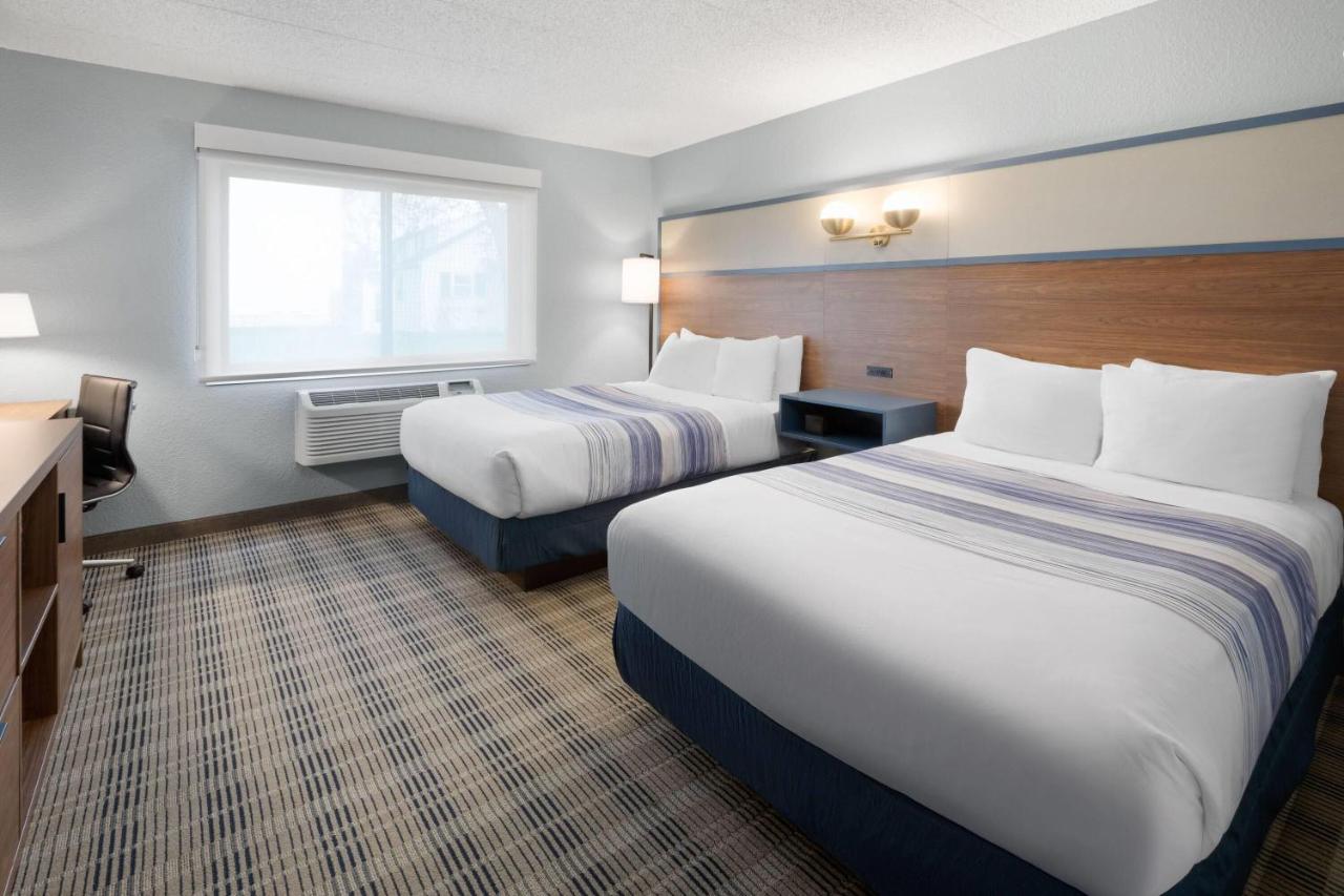 Deluxe Double Room - Mobility Access/Non-Smoking at AmericInn by Wyndham Chippewa Falls