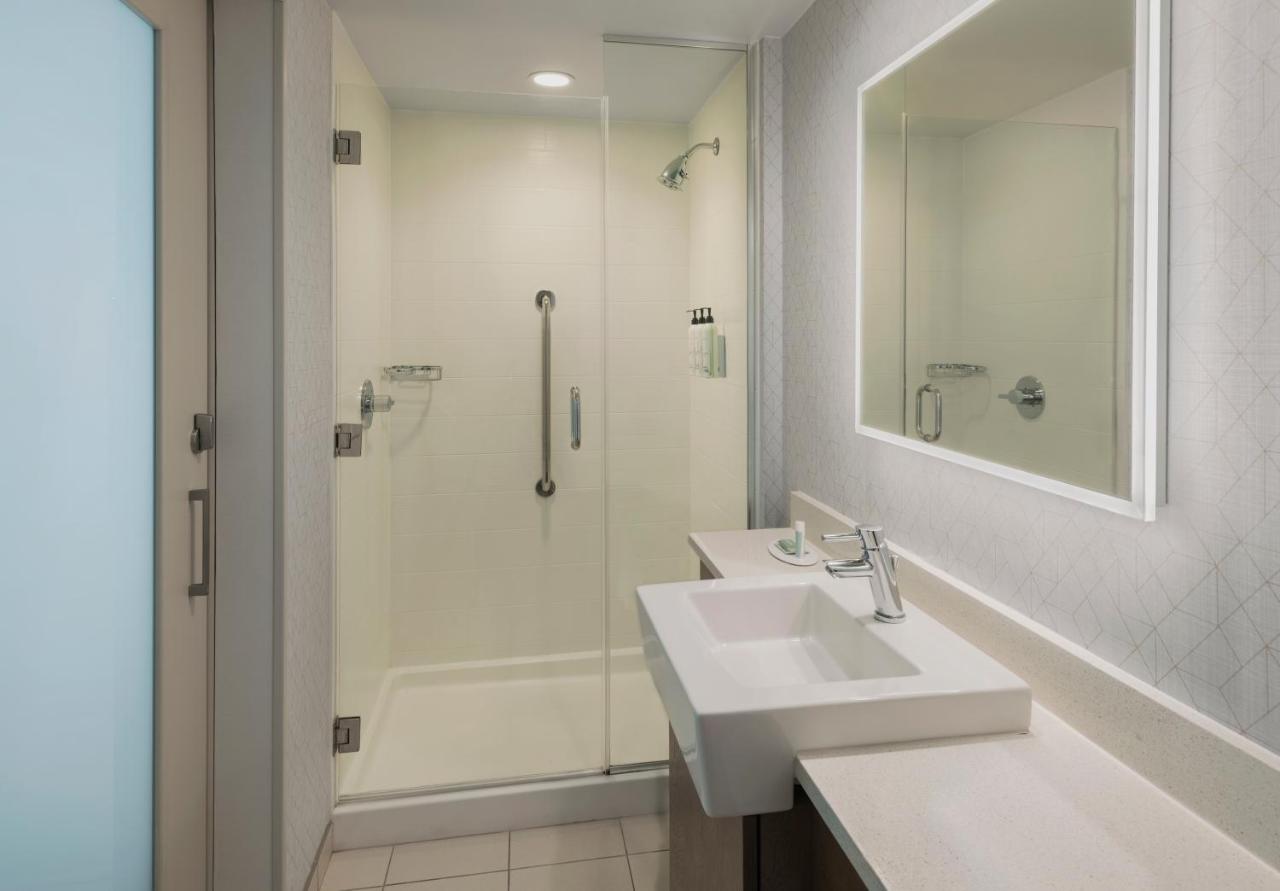 King Suite at Springhill Suites Mount Laurel