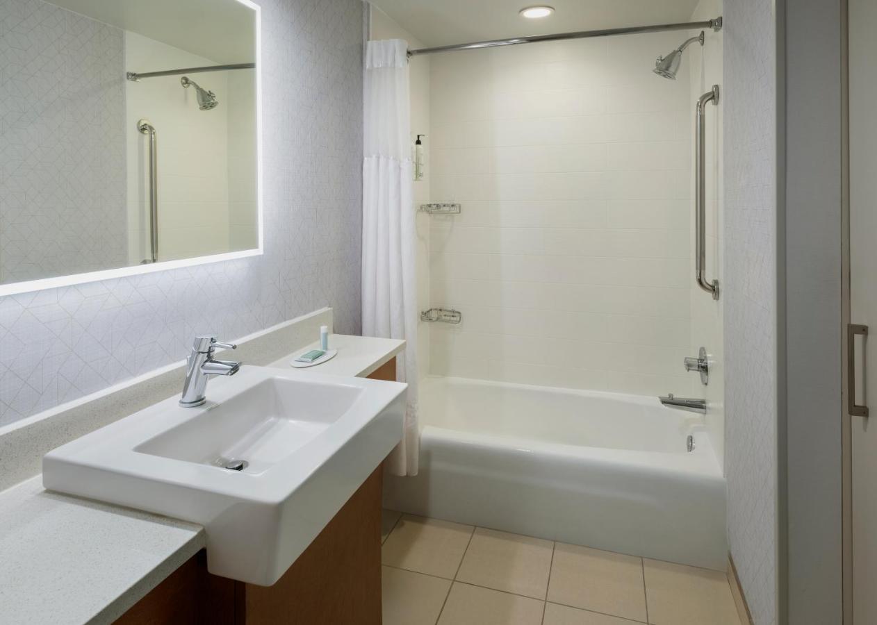 King Suite at Springhill Suites Mount Laurel