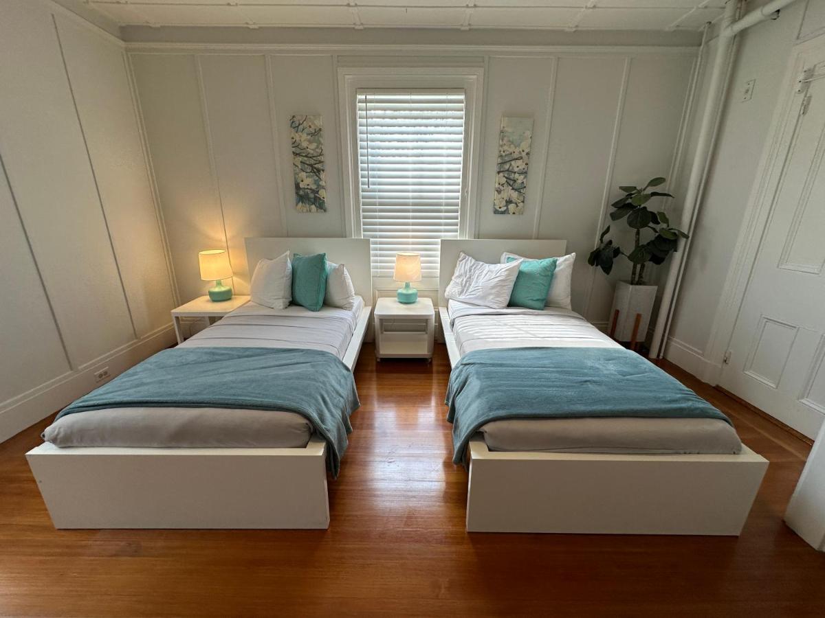 | Beautiful Home Historic Spring St