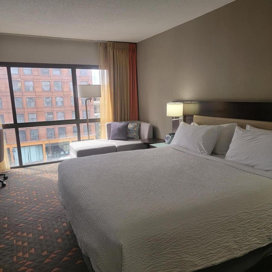  | Holiday Inn Downtown Rochester, an IHG Hotel