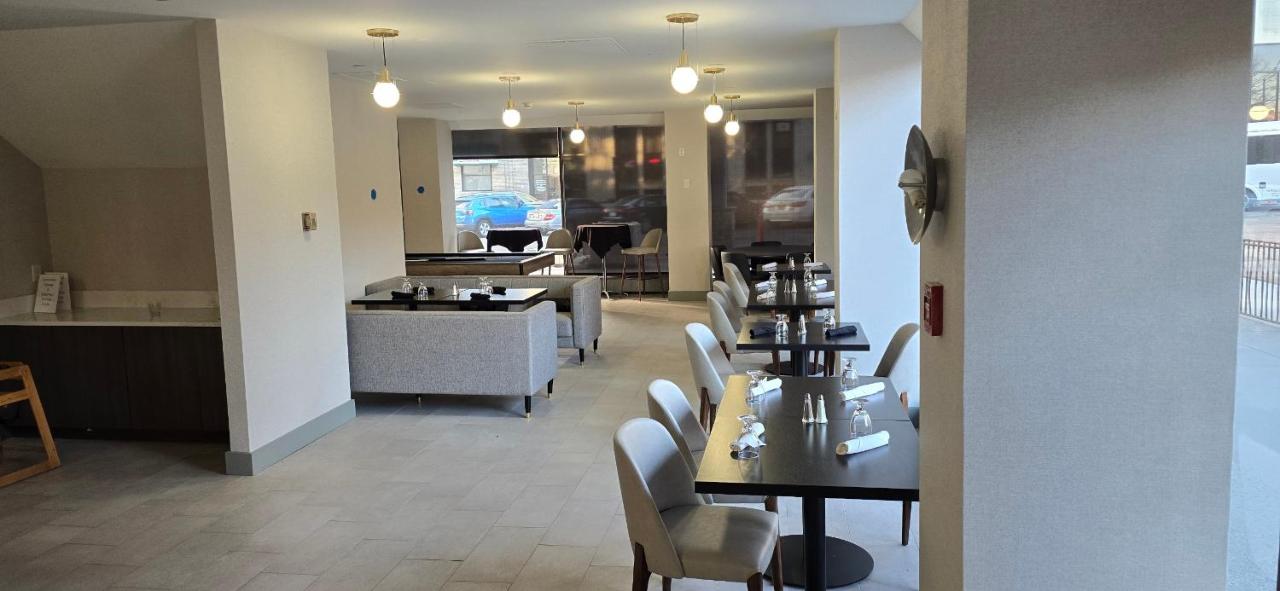  | Holiday Inn Downtown Rochester, an IHG Hotel