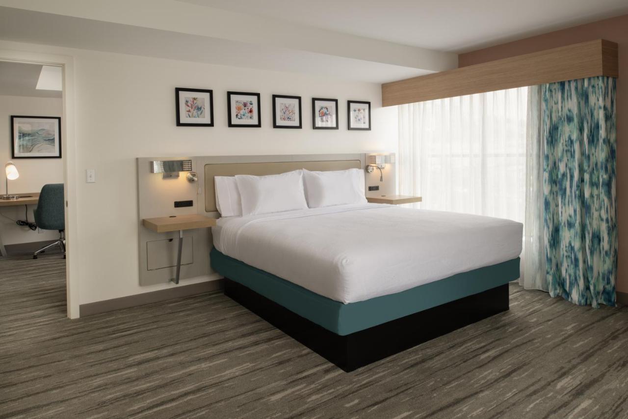  | Holiday Inn Express Hotel & Suites Tacoma Downtown, an IHG Hotel