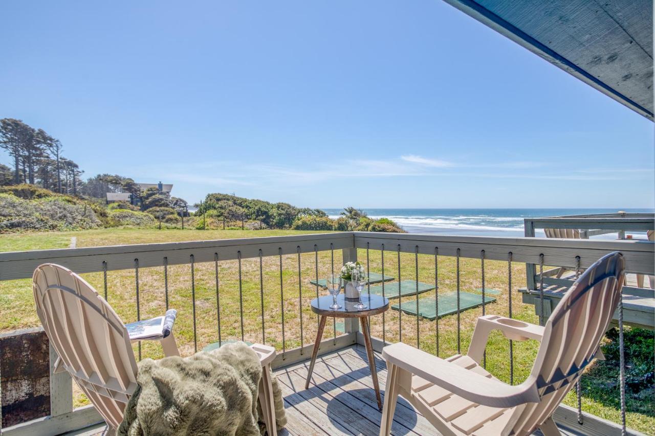  | Moolack Shores Inn