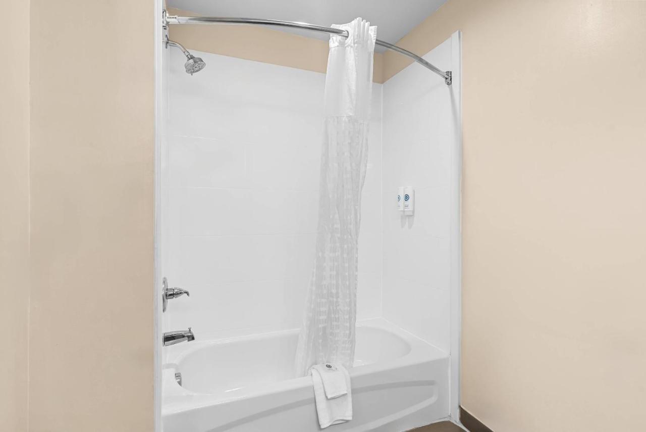 King Suite - Non-Smoking at Comfort Suites near Camp Lejeune