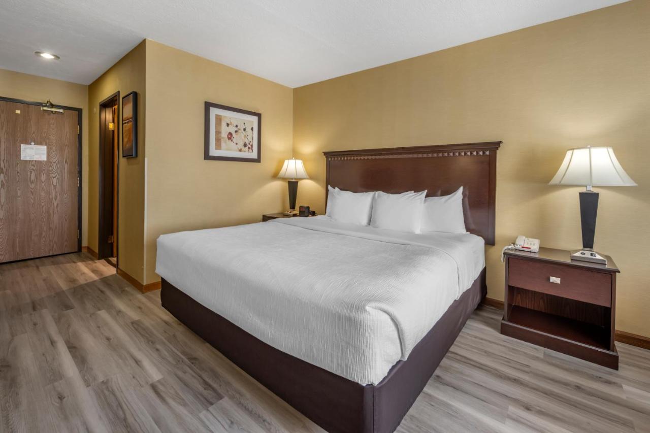 King Room - Accessible/Non-Smoking at Quality Inn Greenville North