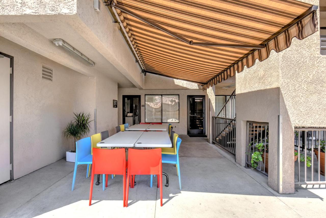 | Anaheim Desert Inn & Suites