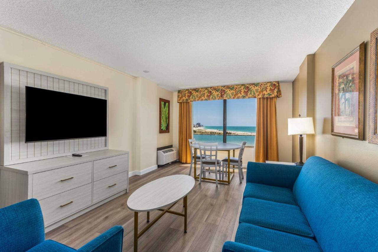 Suite with View - Non-Smoking at Holiday Inn & Suites Clearwater Beach by IHG