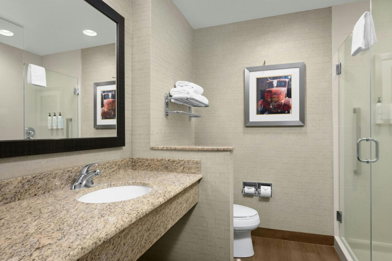 | Fairfield Inn & Suites by Marriott Moscow