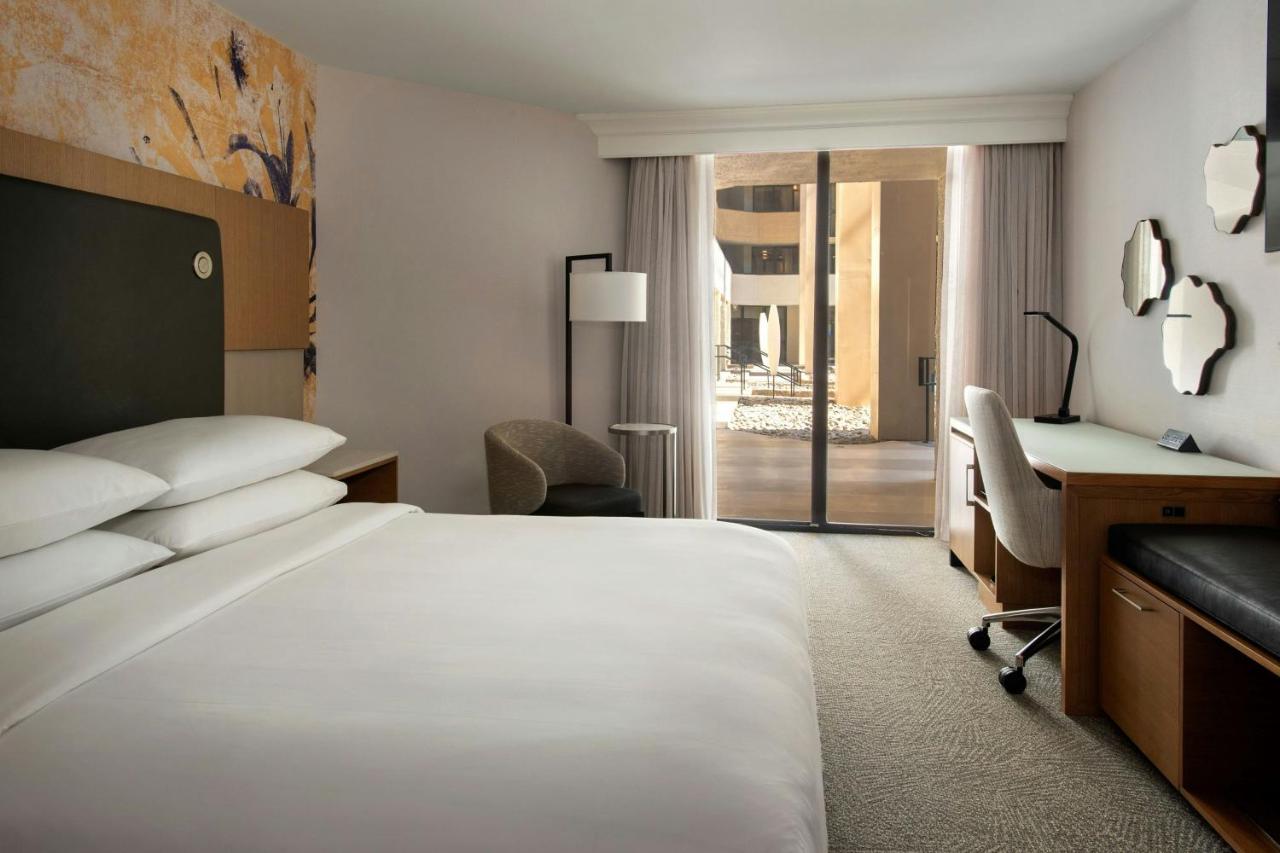 King Room with View at Westchester Marriott