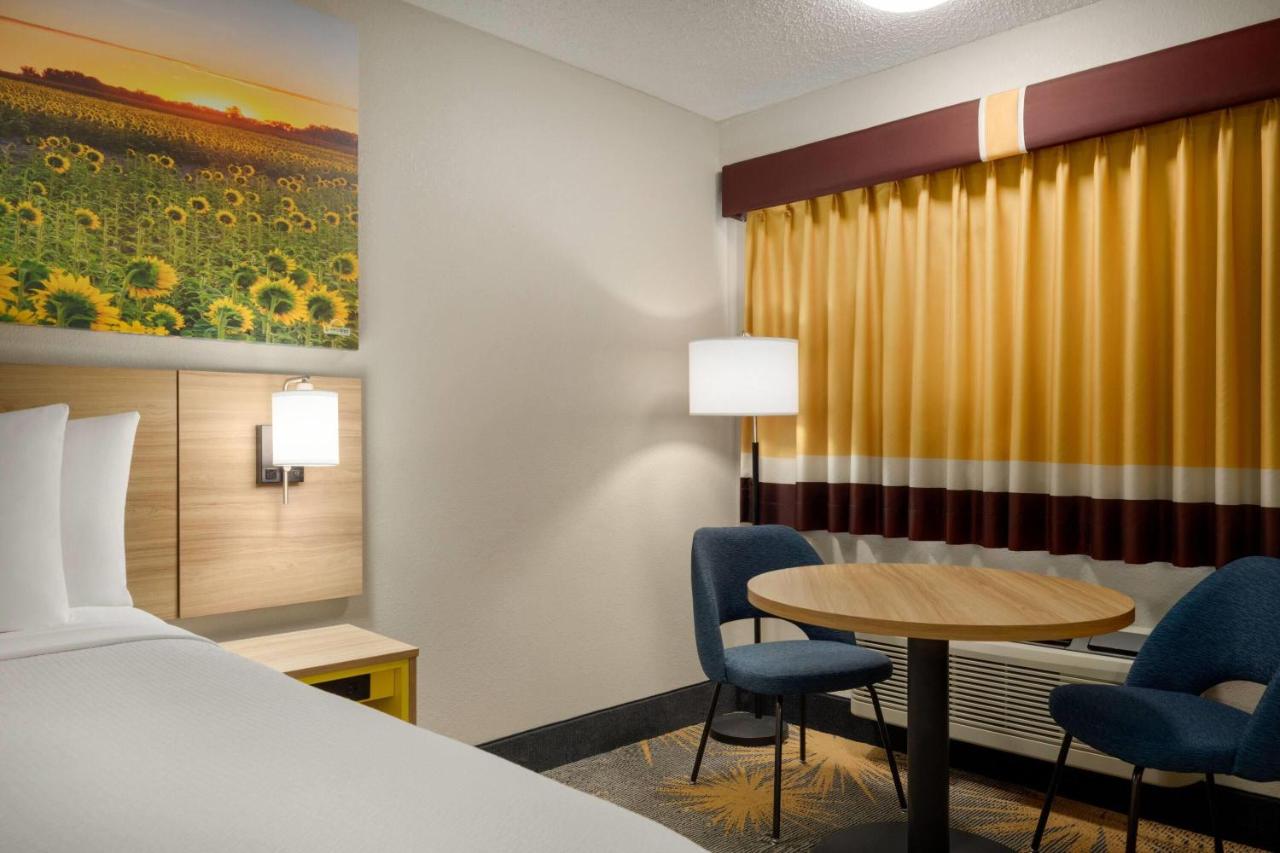 | Days Inn by Wyndham Cartersville