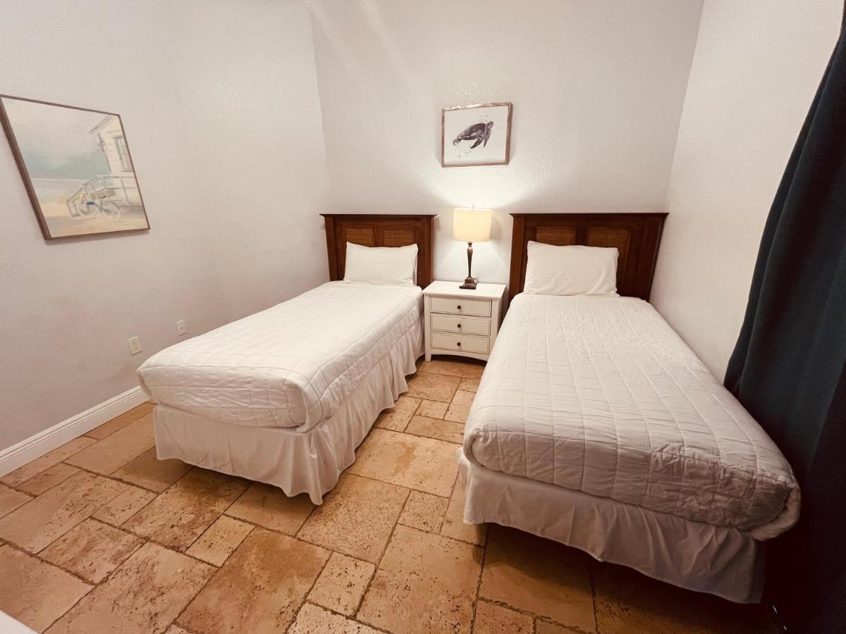  | Vistalmar Beach Resort